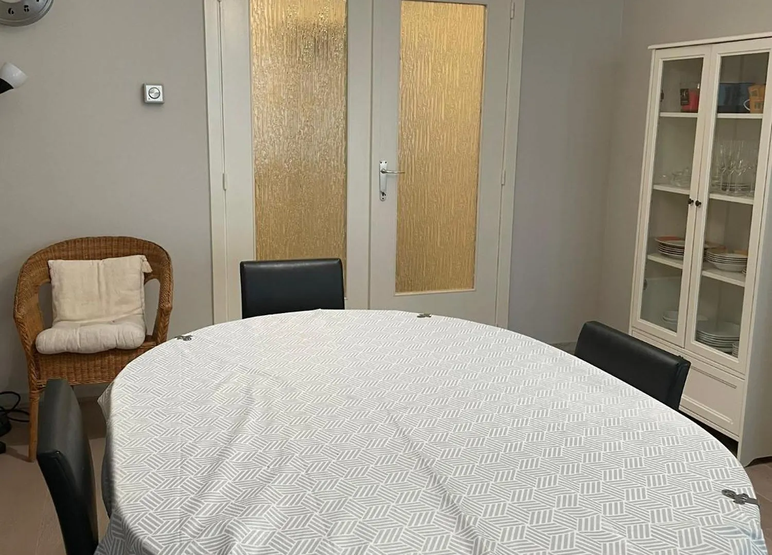 Comfortable 2-Bedroom Apartment In The Centre Of Ostend T93